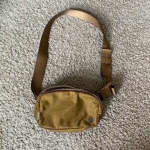 lulu belt bag